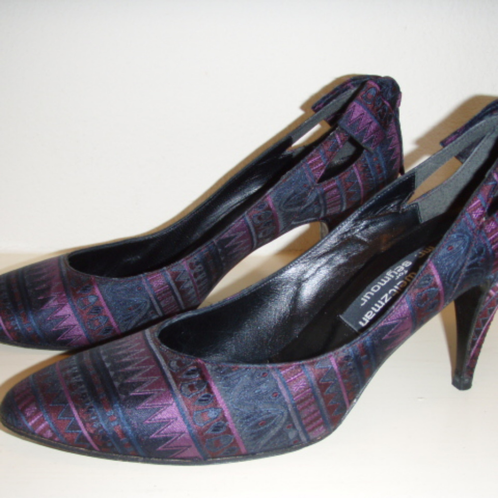 Elegant Vintage Stuart Weitzman Silk Heels